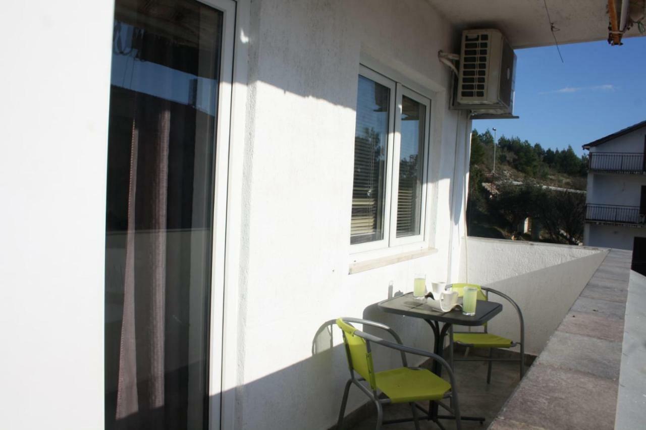 Apartments Monika Omiš Εξωτερικό φωτογραφία